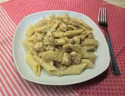 TAVUKLU KREMALI MAKARNA 239 KCAL