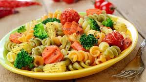 SEBZELİ MAKARNA 214 KCAL