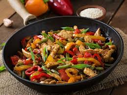 SEBZELİ TAVUK SOTE 427 KCAL